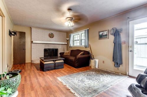 5870 Feldwood Rd, Atlanta GA  30349-2869 exterior