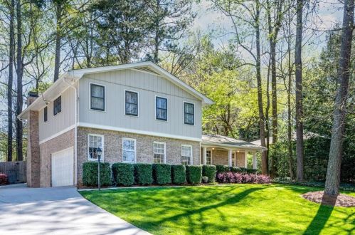 2522 Fontainebleau Dr, Atlanta GA  30360-1230 exterior