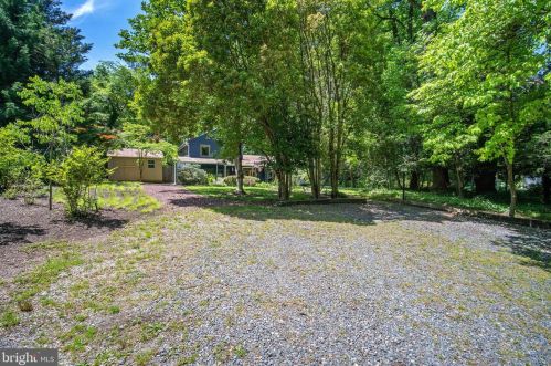 11822 Gordon Rd, Silver Spring MD  20904-2818 exterior