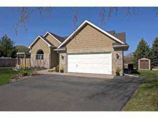 6750 Country Oaks Rd, Orono, MN 55331-7731