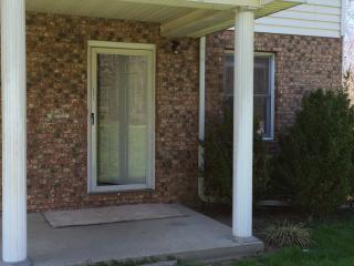 6302 Rosalind Rd, Huntington WV  25705-2329 exterior
