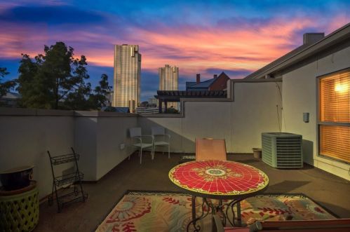 701 1st St, Fort Worth TX  76102-2705 exterior