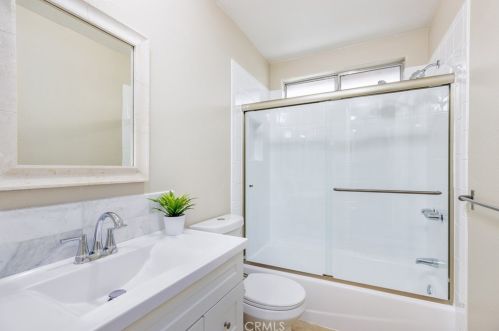 1422 Everton Pl, Riverside CA  92507-4439 exterior