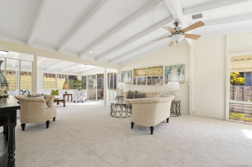 759 Aipo St, Honolulu, HI 96825-2525