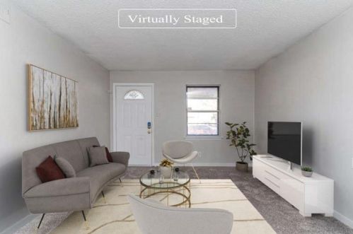 5429 Hensley Dr, Fort Worth, TX 76134-1611