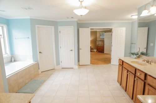 806 Low Fls Ct, Jefferson GA  30549-7943 exterior