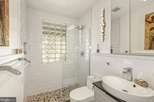 9126 Bradford Rd, Silver Spring MD 20901-4918 exterior