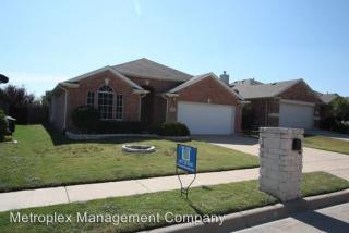 6709 Chalk River Dr, Fort Worth TX  76179-2577 exterior