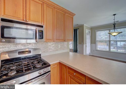 16 Kyle Way, Trenton NJ 08628-2521 exterior