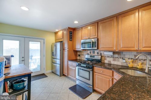 2430 16th St, Philadelphia PA  19132-4438 exterior