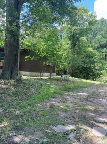 1641 Decker St, Conroe TX  77301-1411 exterior