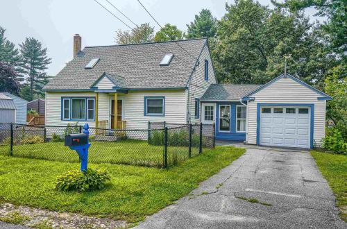 12 Milk St, Nashua, NH 03064-1650