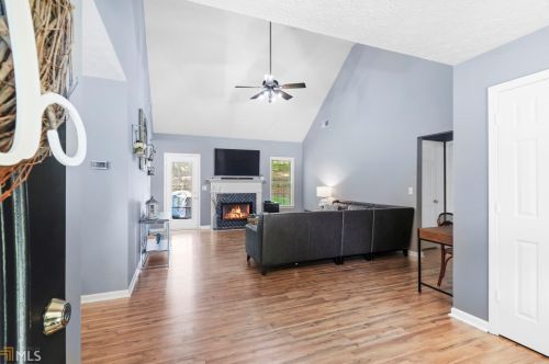 50 Butler Ln, Newnan, GA 30263-6144
