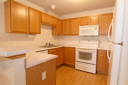 228 Emerson Ave, Saint Paul MN  55118-2131 exterior