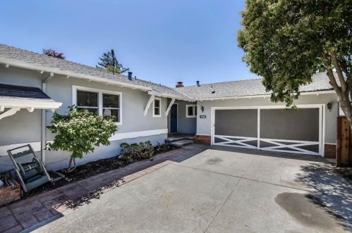 5483 Muir Dr, San Jose, CA 95124-6323