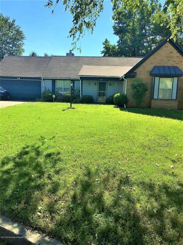 286 Firelight Cv, Southaven, MS 38671-5422