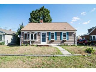 41 Heath St, East Providence, RI 02915-4903