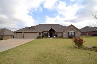 8182 Lindsay Ln, Edmond, OK 73025-2570