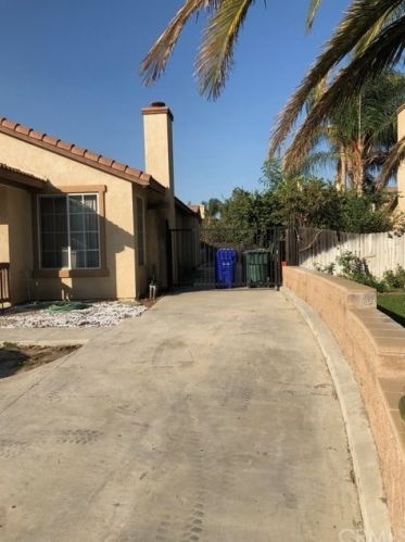 4275 Columbia Ave, Riverside CA  92501-6600 exterior