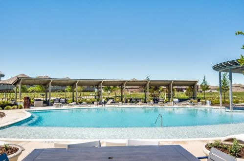 113 Sunrise Dr, Argyle TX 76226-1298 exterior