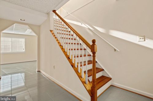 1414 Elm Grv Cir, Silver Spring MD 20905-6060 exterior