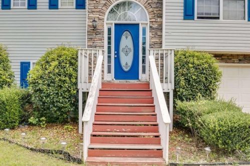 140 Aspen Forest Dr, Porterdale, GA 30016-5815