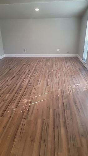 2043 Chestnut Rd, Carrollton TX  75007-3541 exterior