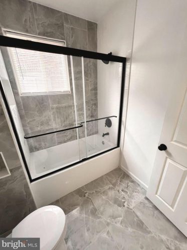 4812 10th St, Philadelphia PA 19141-3930 exterior