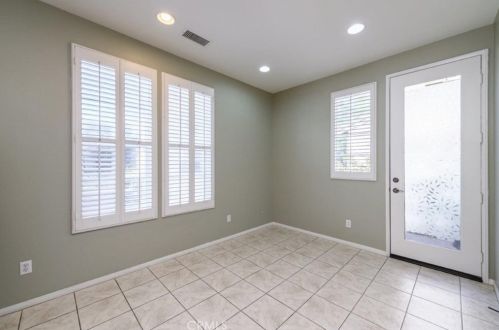 15 Tall Oak, Irvine CA  92603-4213 exterior