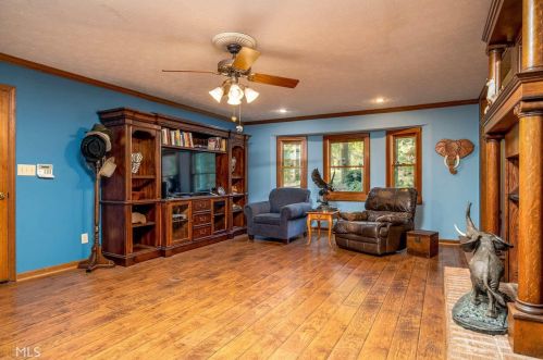 3890 Sundowner Ct, Conyers GA  30094-3870 exterior