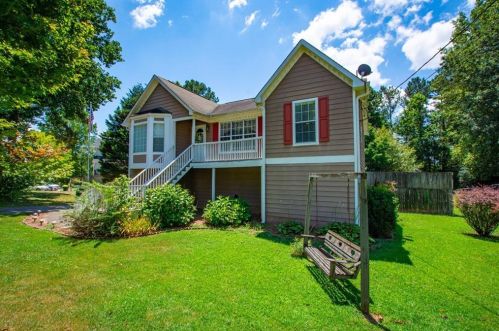 22 Cliff Ct, Villa Rica, GA 30180-4598