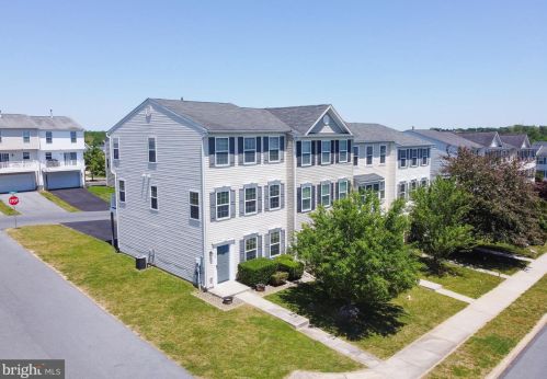 243 Eliot St, Lancaster, PA 17603-8862