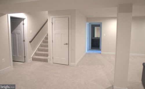 685 Falcon Ln, Aberdeen MD  21001-1256 exterior