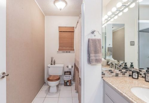 6605 Trail Lake Dr, Fort Worth TX  76133-5006 exterior