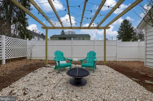 139 Montrose Ave, Lancaster PA  17603-6617 exterior