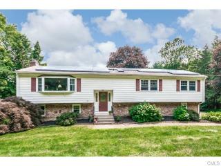 393 River Rd, Orange, CT 06477-2741