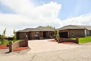 572 Archer Pl, Pueblo CO  81007-6002 exterior