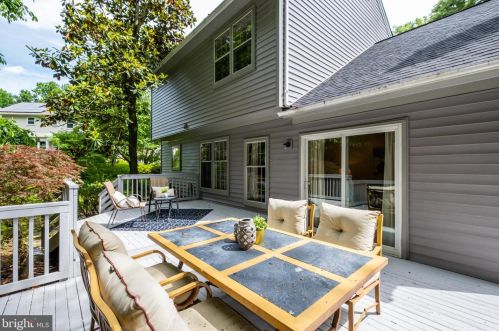 2612 Belle Crest Ln, Silver Spring MD 20906-3173 exterior