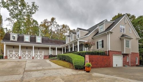 528 River Ct, Holly Springs, GA 30115