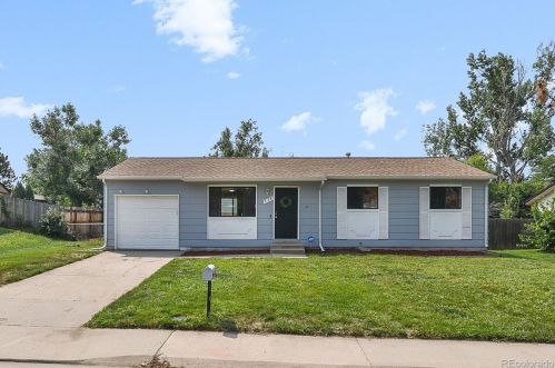 774 Nile Way, Aurora CO  80012-3219 exterior