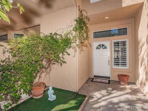 11386 Camino Playa Cancun, San Diego, CA 92124-1573