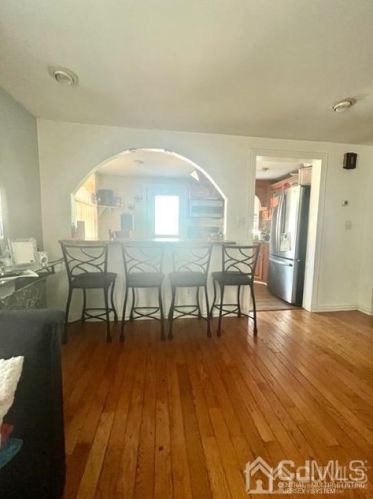 682 Jacques St, Perth Amboy, NJ 08861-2746