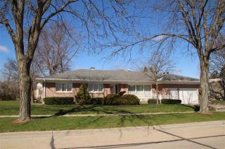 365 Andrews Dr, Belvidere, IL 61008-3959