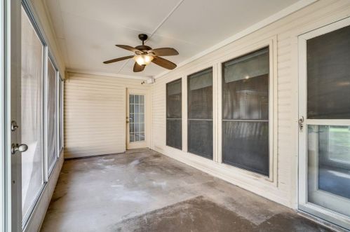 3122 Regency, Carrollton TX 75007-2720 exterior