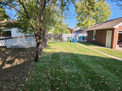 925 Lyons St, Hammond IN  46320-2514 exterior