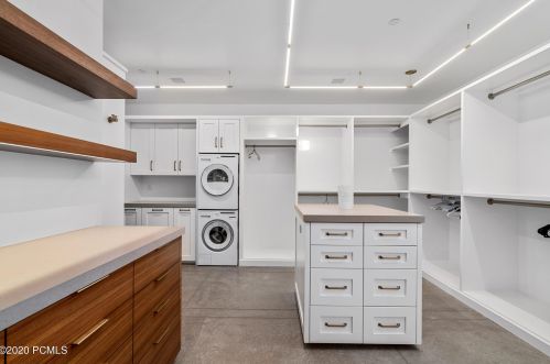 27 Normans Way, Park City UT 84060-6895 exterior