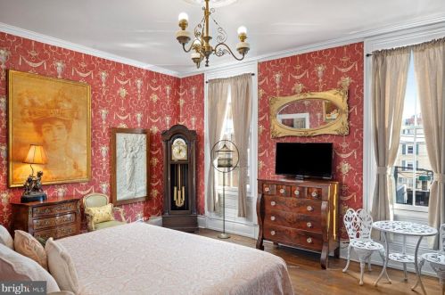 758 10th St, Philadelphia PA 19123-1966 exterior