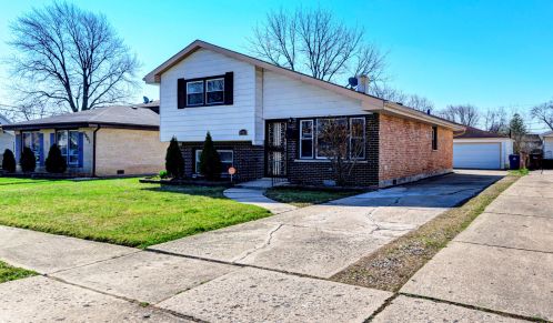 3907 168th Pl, Country Club Hills, IL 60478-2133