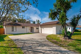 13704 Powers Rd, Poway, CA 92064-3618