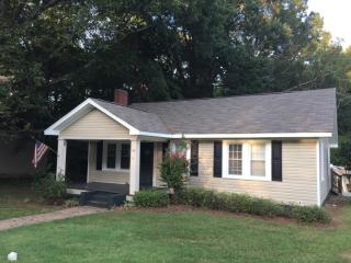 130 Tuggle St, Carrollton, GA 30117-3748